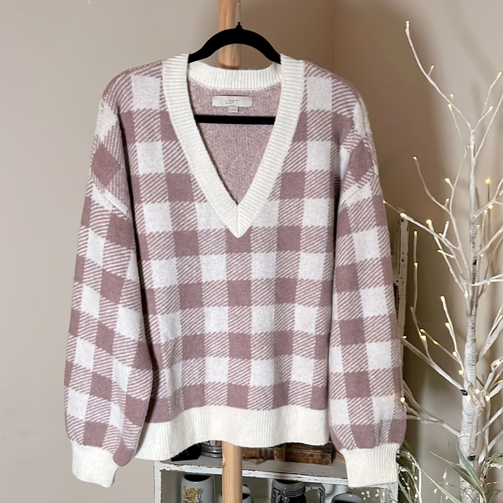 Loft L Beautiful taupe/cream buffalo check V-neck chunky and fuzzy. So so soft!